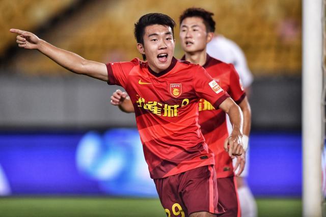 【中超】么旭辰首球王秋明破门 河北2比1逆转亚泰