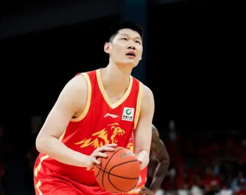 九游官网-广厦G4半场打平上海！胡金秋22分，其余各将哑火，大王+2小外死顶